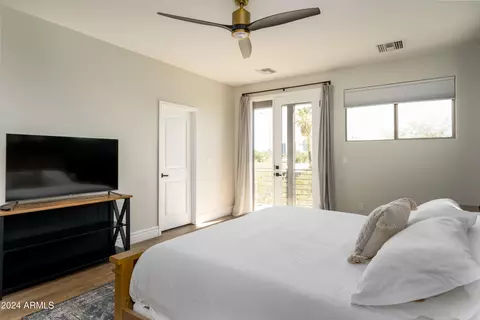 Bedroom - 1004 E Tempe Dr, Tempe, AZ 85281 photo 4 of 7