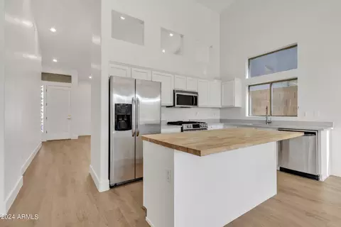 7005 E Russell St, Mesa, AZ 85207 photo 4