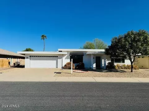 10450 W Desert Rock Dr, Sun City, AZ 85351