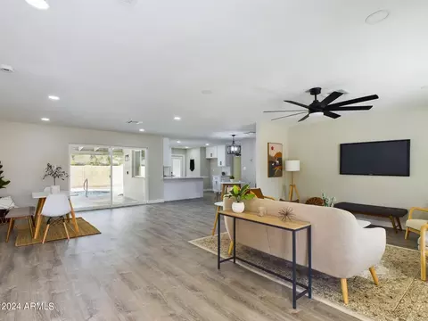 3924 W Augusta Ave, Phoenix, AZ 85051 photo 2