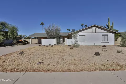 2822 E North Ln, Phoenix, AZ 85028