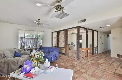 2822 E North Ln, Phoenix, AZ 85028 photo 5