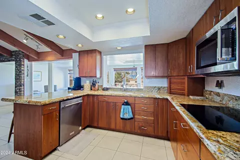 2622 E Acoma Dr, Phoenix, AZ 85032 photo 11