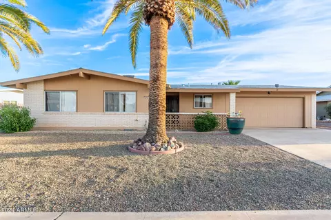 10001 W Caron Dr, Sun City, AZ 85351