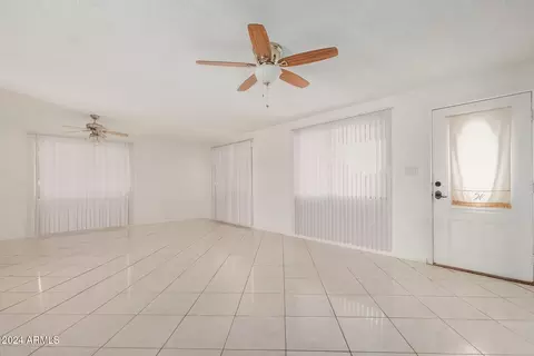 4635 N 80th Dr, Phoenix, AZ 85033 photo 7