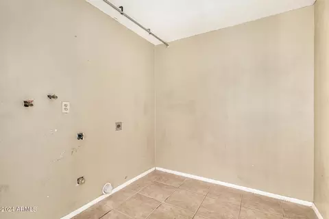 4635 N 80th Dr, Phoenix, AZ 85033 photo 24