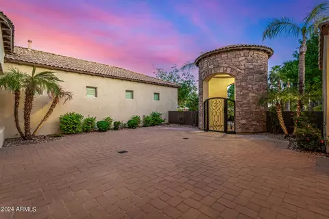 Exterior - 2968 E Latham Way, Gilbert, AZ 85297 photo 4 of 35
