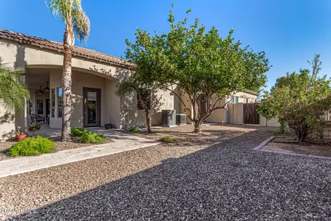 Exterior - 2968 E Latham Way, Gilbert, AZ 85297 photo 23 of 35