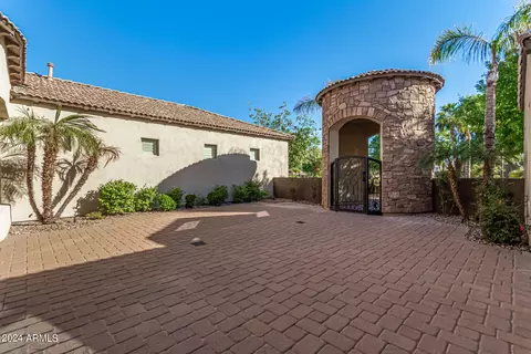 Exterior - 2968 E Latham Way, Gilbert, AZ 85297 photo 11 of 35