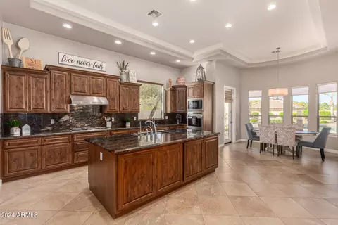 Kitchen - 2968 E Latham Way, Gilbert, AZ 85297 photo 1 of 5