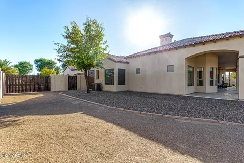 Exterior - 2968 E Latham Way, Gilbert, AZ 85297 photo 26 of 35