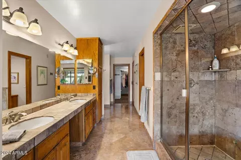 Bath - 5345 E Mclellan Rd #24, Mesa, AZ 85205 photo 3 of 8