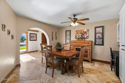 Dining - 5345 E Mclellan Rd #24, Mesa, AZ 85205 photo 3 of 8