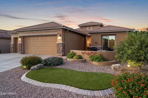 13905 E Poelstra St, Vail, AZ 85641