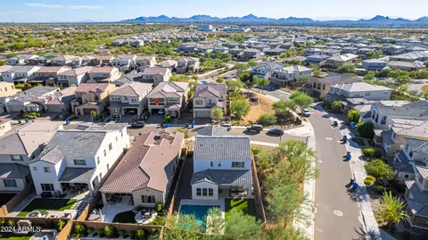 3402 E Crest Ln, Phoenix, AZ 85050 photo 47