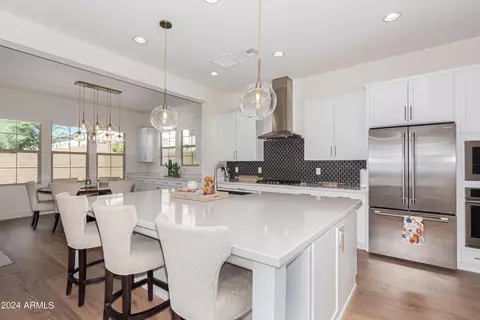3402 E Crest Ln, Phoenix, AZ 85050 photo 14