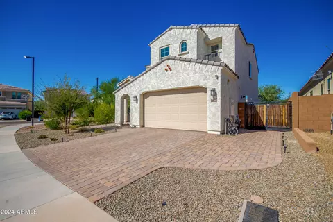 3402 E Crest Ln, Phoenix, AZ 85050 photo 57