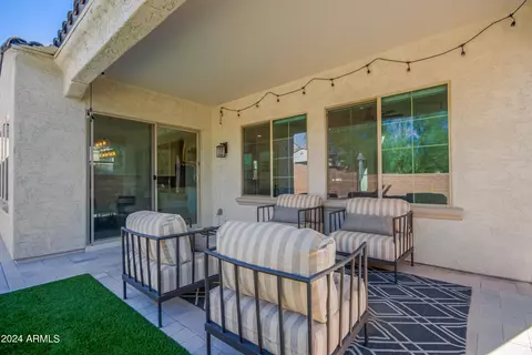 3402 E Crest Ln, Phoenix, AZ 85050 photo 37