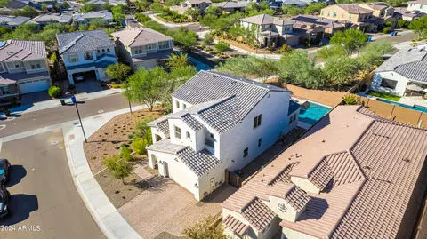 3402 E Crest Ln, Phoenix, AZ 85050 photo 51