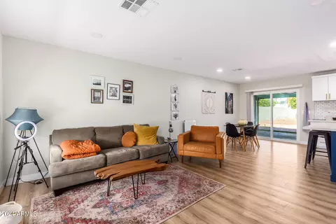 4628 E Monte Vista Rd, Phoenix, AZ 85008 photo 5