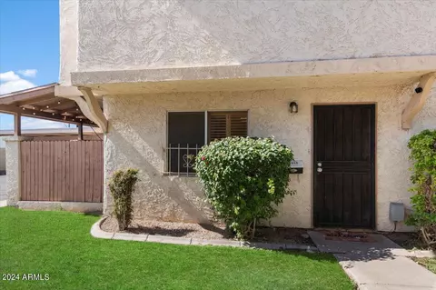 1213 E Lawrence Ln, Phoenix, AZ 85020 photo 18