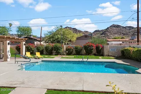 1213 E Lawrence Ln, Phoenix, AZ 85020 photo 3