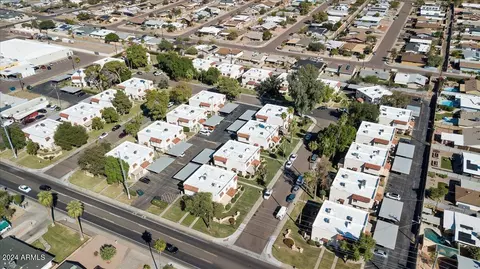 1213 E Lawrence Ln, Phoenix, AZ 85020 photo 24