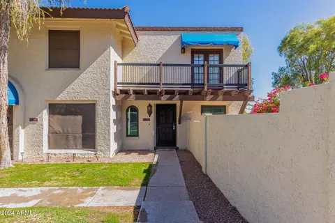 8661 S 51st St #2, Phoenix, AZ 85044