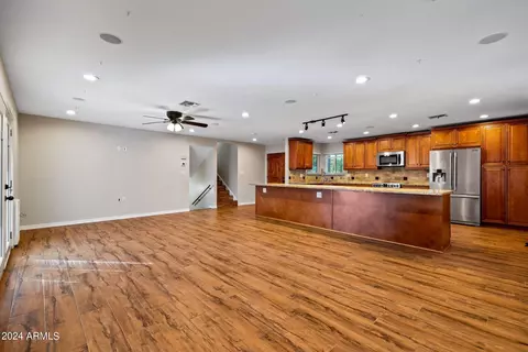 5327 W Paradise Ln, Glendale, AZ 85306
