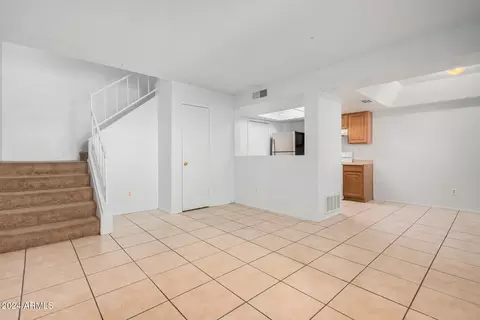 4425 E Riverside St, Phoenix, AZ 85040 photo 5