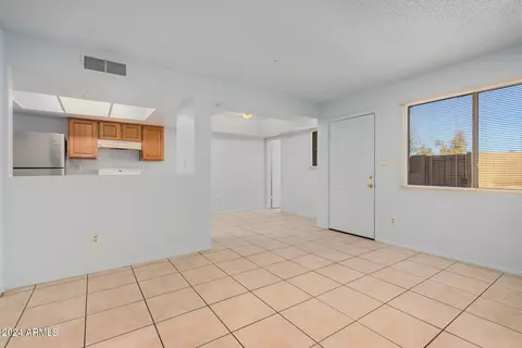 4425 E Riverside St, Phoenix, AZ 85040 photo 6
