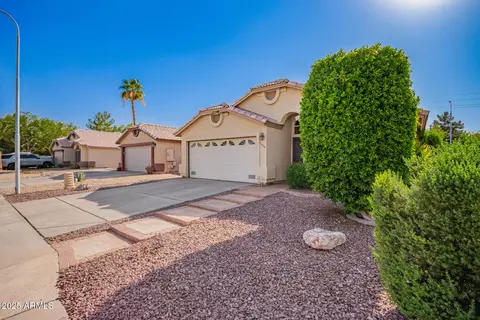 1472 S Harrington St, Gilbert, AZ 85233 photo 3