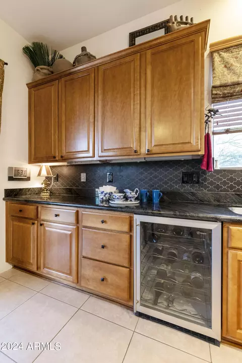 Kitchen - 3959 N Marlow Rd, Apache Junction, AZ 85119 photo 4 of 4