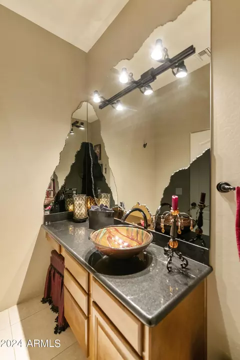 Bath - 3959 N Marlow Rd, Apache Junction, AZ 85119 photo 1 of 7
