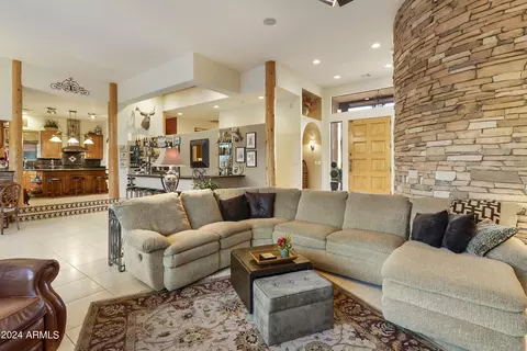 Living - 3959 N Marlow Rd, Apache Junction, AZ 85119 photo 3 of 3