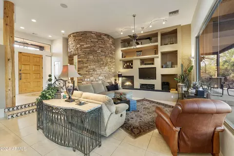Living - 3959 N Marlow Rd, Apache Junction, AZ 85119 photo 1 of 3