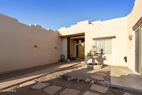 Exterior - 3959 N Marlow Rd, Apache Junction, AZ 85119 photo 3 of 10