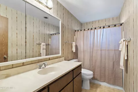 Bath - 4019 E Calypso Ave, Mesa, AZ 85206 photo 1 of 2