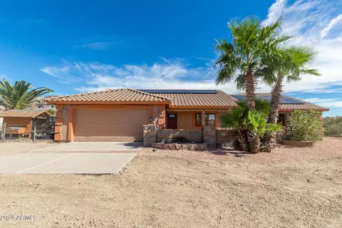57 N Roadrunner Rd, Apache Junction, AZ 85119