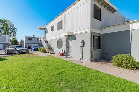 2699 W Ocotillo Rd #A, Phoenix, AZ 85017