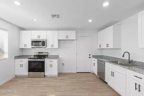 733 S 96th Pl, Mesa, AZ 85208 photo 9