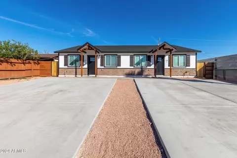 733 S 96th Pl, Mesa, AZ 85208