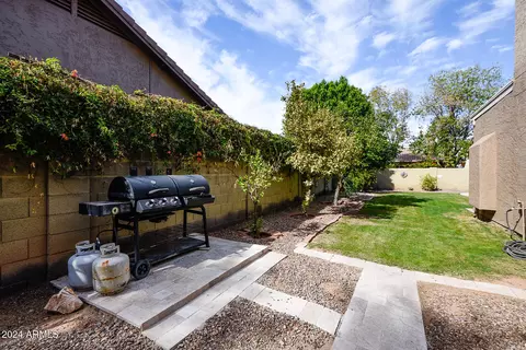Exterior - 314 W Patrick St, Gilbert, AZ 85233 photo 11 of 17