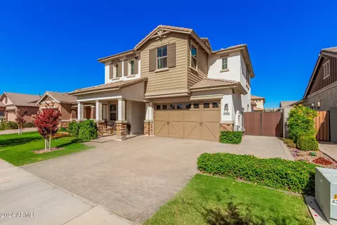 3948 E Pinto Dr, Gilbert, AZ 85296 photo 2