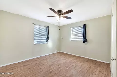 1221 E Kaler Dr, Phoenix, AZ 85020 photo 13