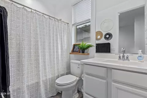 Bath - 4078 E Catclaw St, Gilbert, AZ 85296 photo 2 of 2