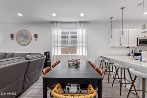 Dining - 4078 E Catclaw St, Gilbert, AZ 85296 photo 1 of 2