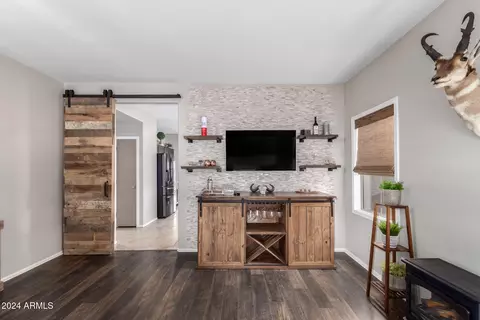 2846 E Devon Ct, Gilbert, AZ 85296 photo 2