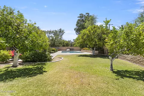 24 E Wagon Wheel Dr E, Phoenix, AZ 85020 photo 37