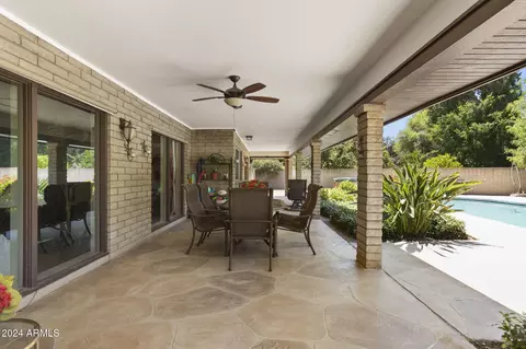 24 E Wagon Wheel Dr E, Phoenix, AZ 85020 photo 32